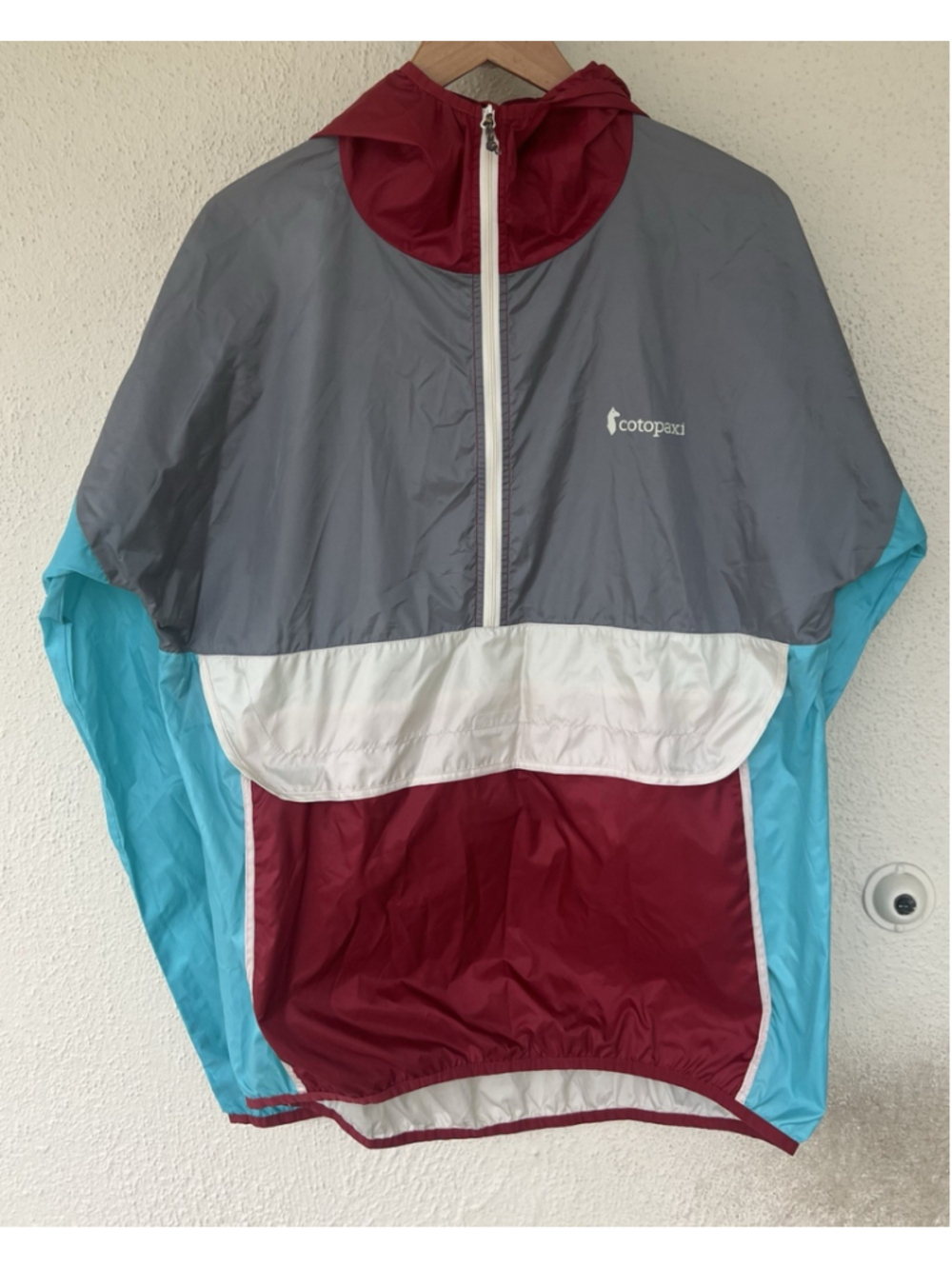 Cotopaxi Teca Half Zip Windbreaker Jacket Men’s XL Colorblock Blue Packable